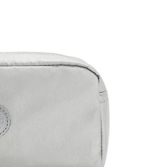 Kipling Gleam Metallic Påse Silver | SE 1479QM